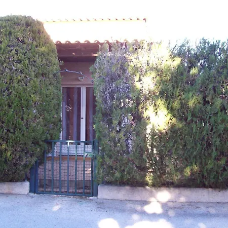 Mas De L Ile Rousse Apartment