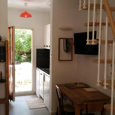 Apartment Mas De L Ile Rousse Bandol