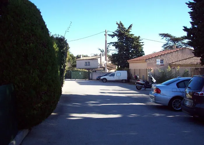 Mas De L Ile Rousse
